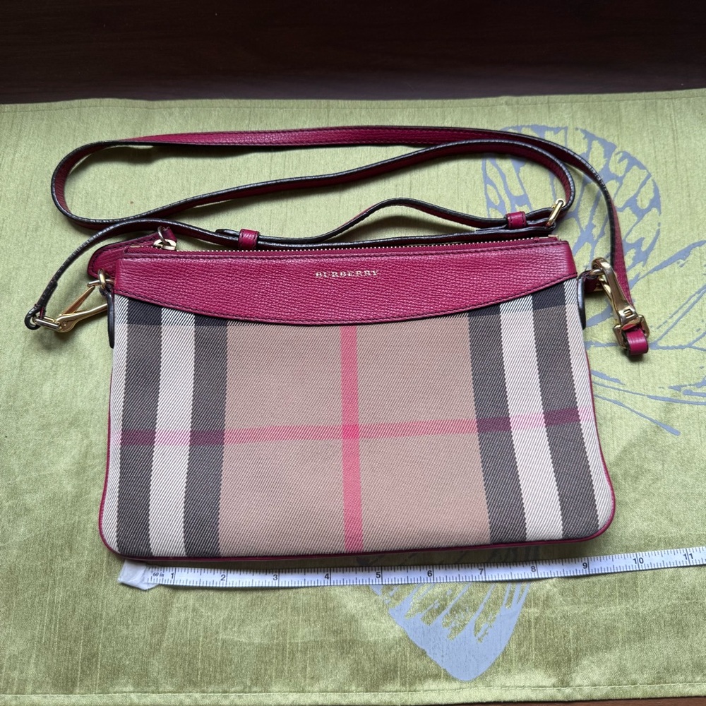 💯 authentic Burberry Beige Check Crossbody with Red Trim